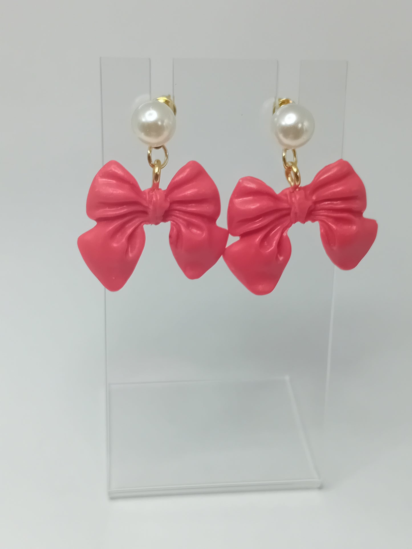 Christmas holiday red polymer clay bows with pearl stud (gold)