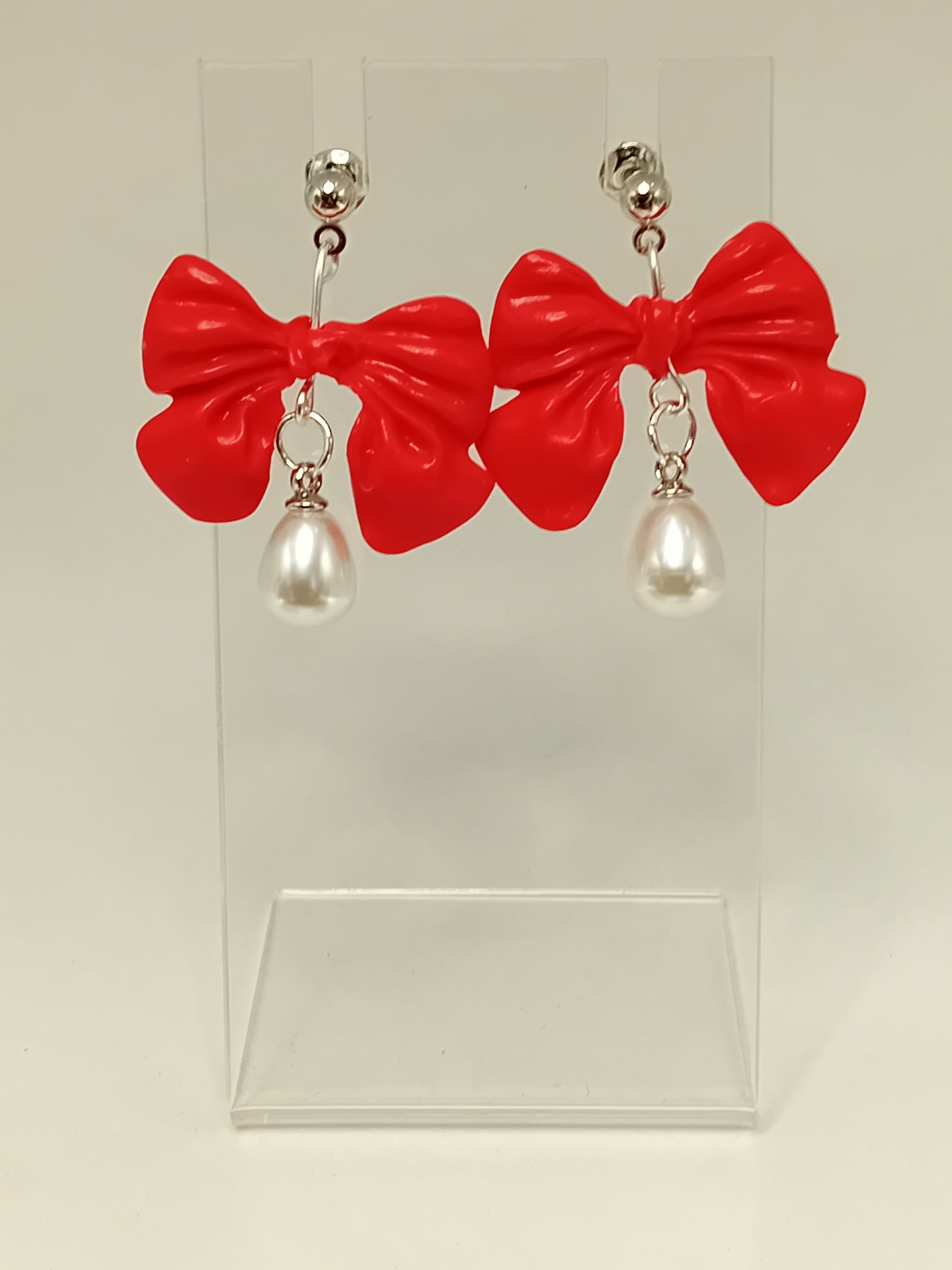 Christmas holiday red polymer clay bows with pearl stud (gold)