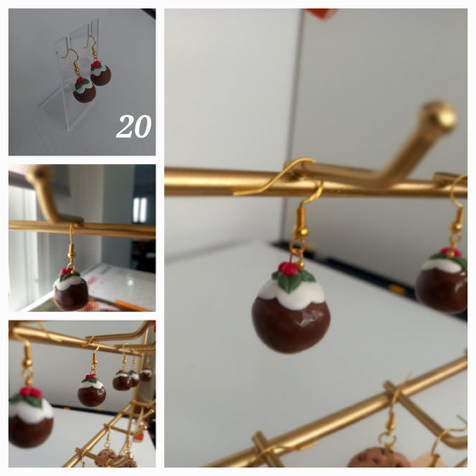 Christmas puddings dangle polymer lightweight earrings (gold)